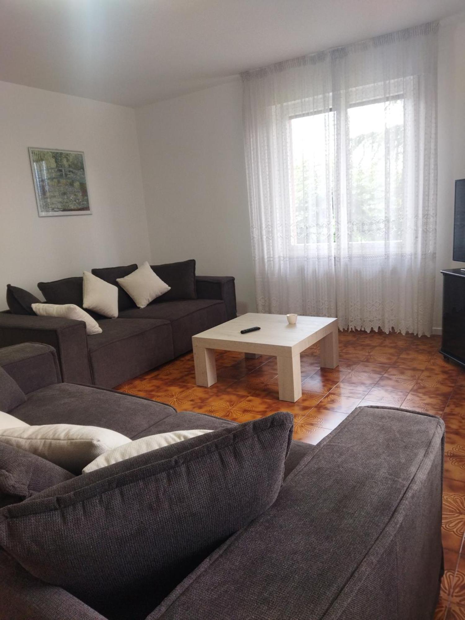 Апартаменты Rose Garden House Wi-Fi Рива-дель-Гарда Экстерьер фото
